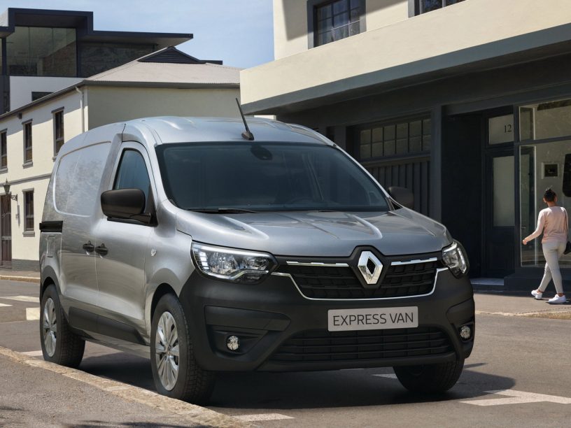 Renault Express listino prezzi 2022, dimensioni e consumi